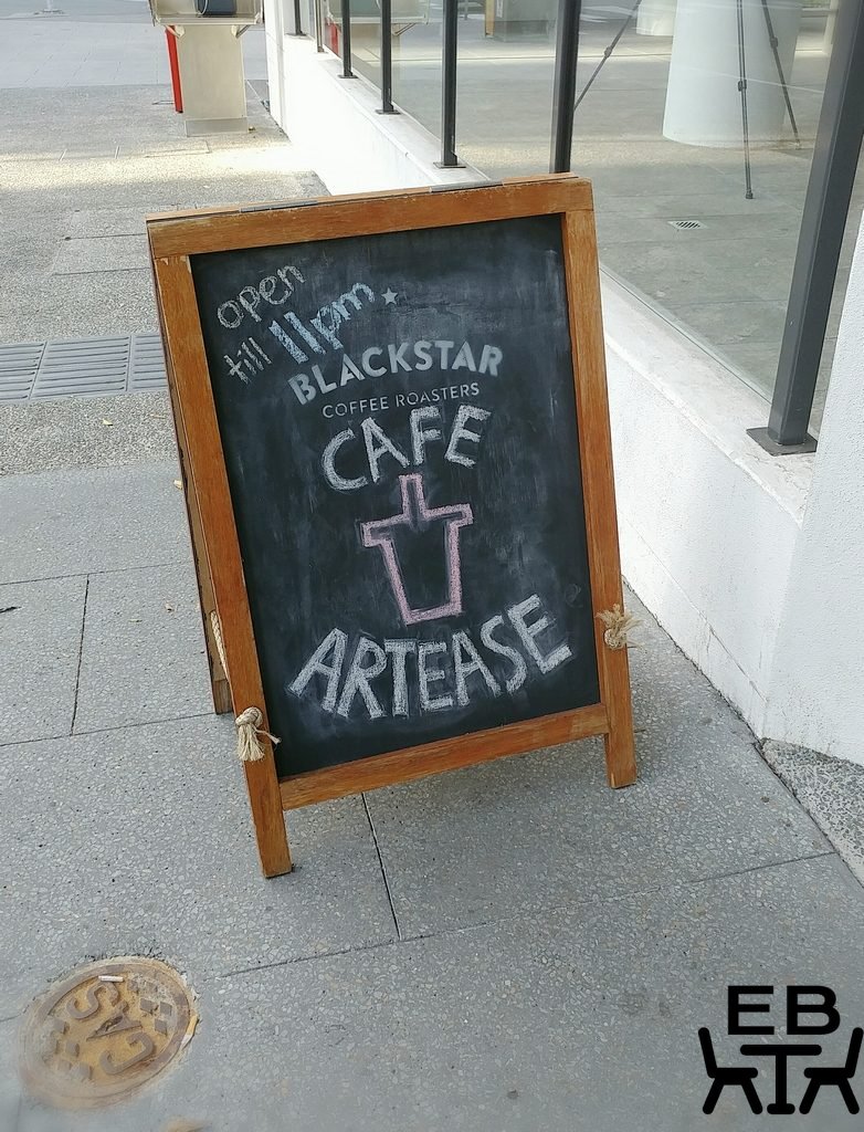 cafe artease sign