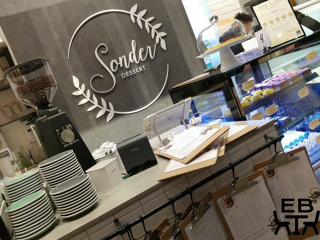 Sonder dessert counter