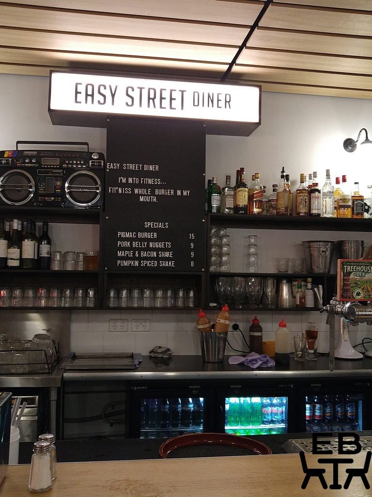 Easy street diner counter