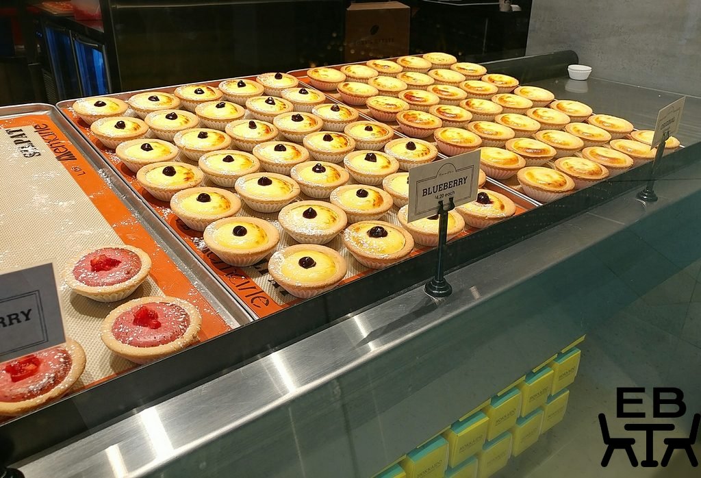 hokkaido baked cheese tart trays