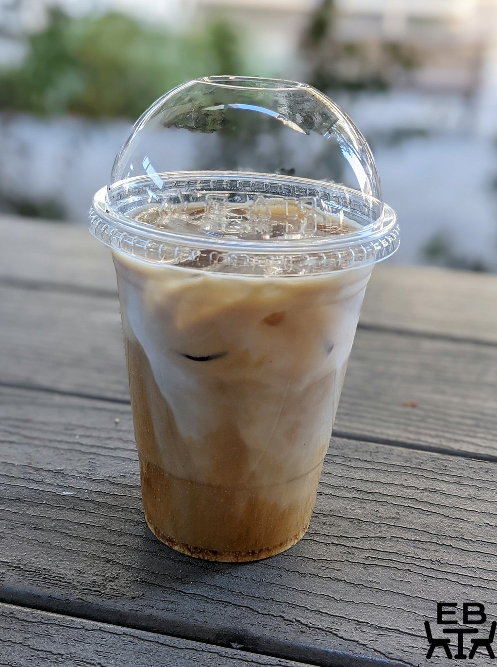 musk cafe and bar iced latte